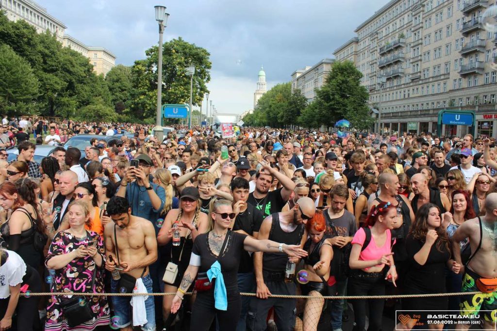 5 Gründe, warum du keine 'unpolitische Demo' fordern solltest