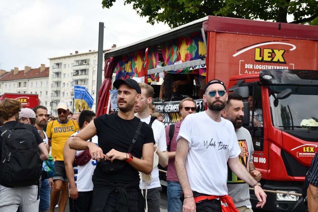 Der Zug der Liebe ist keine Parade. Es ist auch kein Festival auf Rädern. Es ist eine politische Demonstration mit Musik.